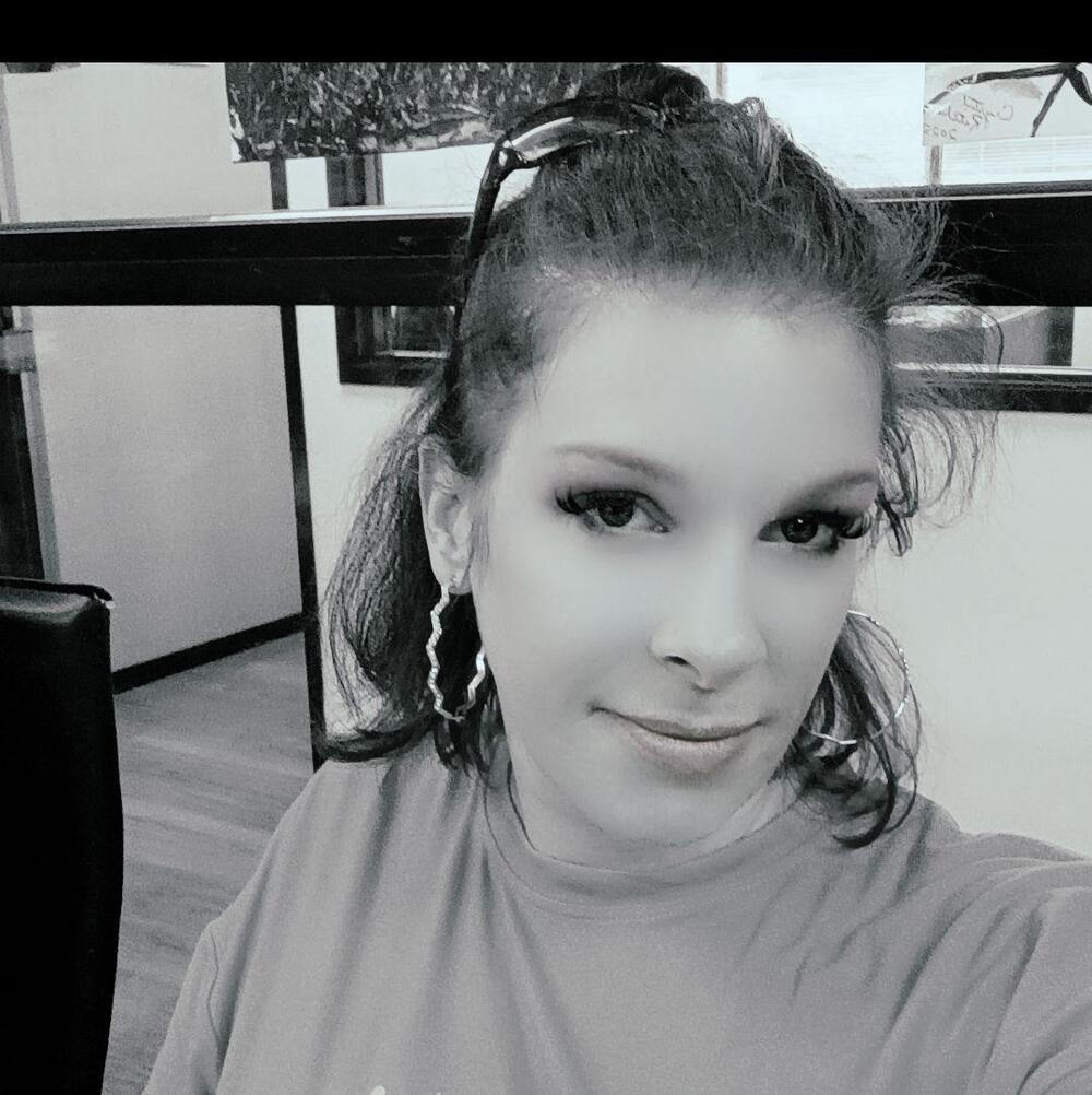 Meet your Posher, Deanna